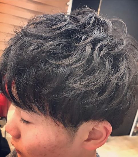 高校生 初パーマ 卒業？まだ？#髪型#フェード#バリカン#刈り上げ#menshair#menshairstyle#menshaircut#mensgrooming#メンズエステ#メンズネイル#アイブロー#ヘアースタイル#顔そり#fade#ルインズ31#男の美容室#barbar#mensnail#都賀#千葉#四街道#都賀ヘアーサロン#都賀美容室#都賀理容室#peam#color#shaving#clipper